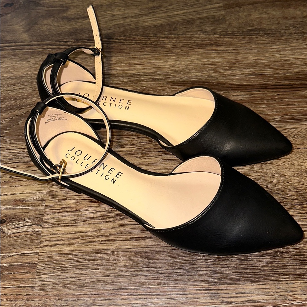 🆕 NWOB Journey Collection Strappy Flats